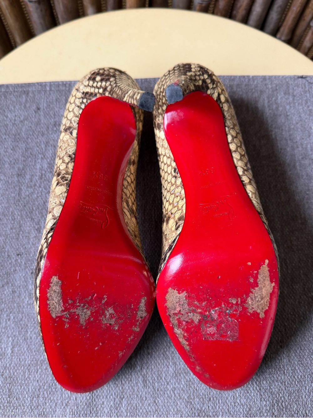 CHRISTIAN LOUBOUTIN  snake skin Leather Simple Pump - Picture 8 of 10